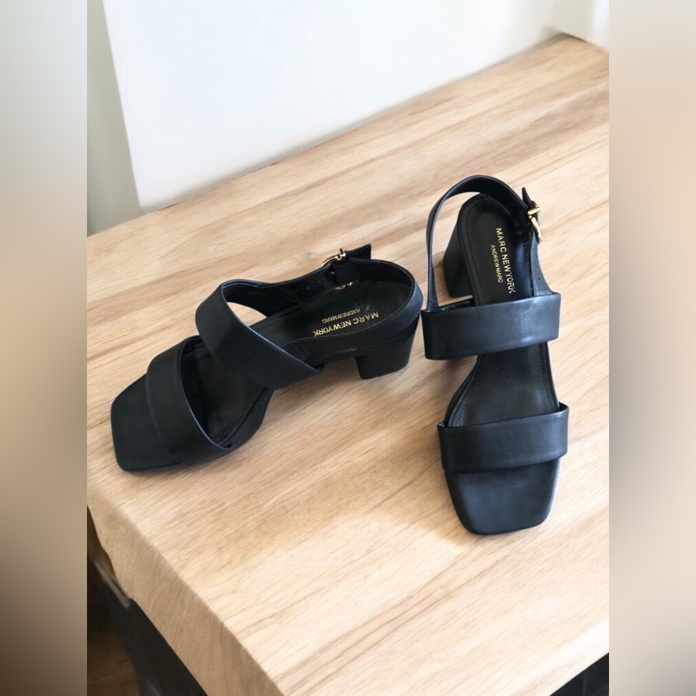 Marc New York Black Sandals - Picture 1 of 6